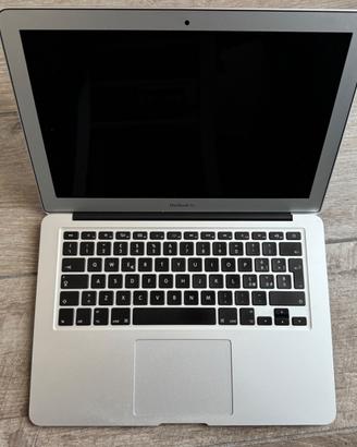 MacBook Air 13 pollici