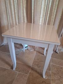 tavolo in legno  bianco 70x70 ( nuovo) 