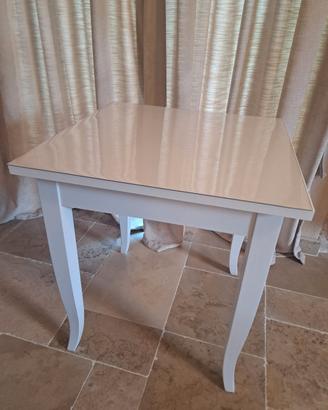 tavolo in legno  bianco 70x70 ( nuovo) 