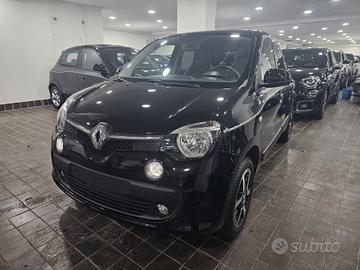 NUOVA RENAULT TWINGO INTENS TCe 0.9 BENZ 90CV TOTA