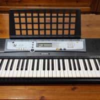 Tastiera Yamaha psr e213
