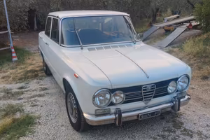 Alfa Romeo Giulia 1600 super Biscione 