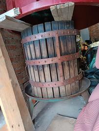 Attrezzatura per vino