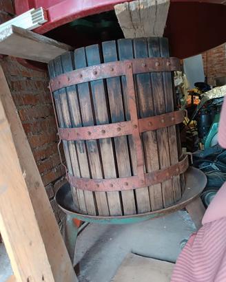 Attrezzatura per vino