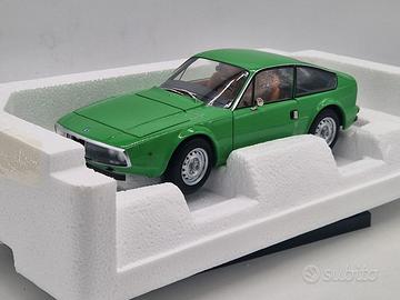 ALFA ROMEO Giulia 1300 Junior Zagato - Norev 1/18