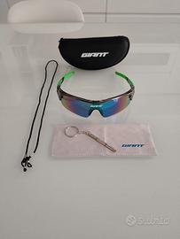 Occhiali Sportivi Giant Nero/Verde (Nuovi)