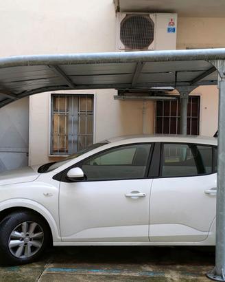 TETTOIA PER AUTO ESTERNA