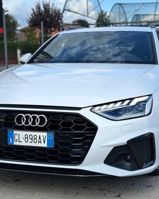 Audi A4 Avant 40 TDI quattro S tronic line edition
