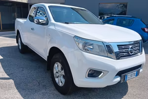 Nissan Navara 2.5 dCi 190CV 4 porte Double Cab Spo