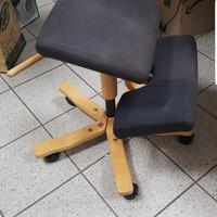 sedia sgabello ergonomico Stokke con rotelle