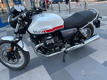 Moto Guzzi V7