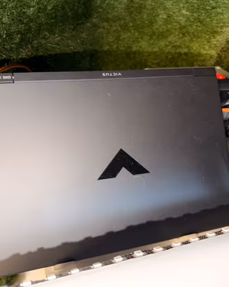 Victus HP Gaming Laptop RTX5060
