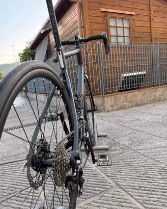 Bicicletta da corsa gravel