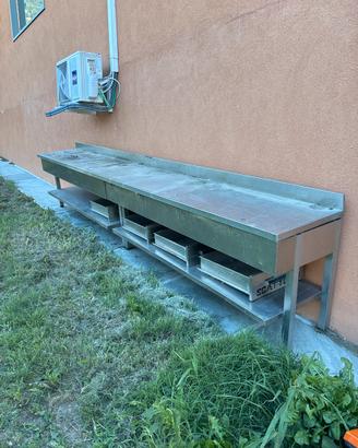 Banco in acciaio inox