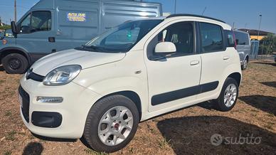 Fiat Panda 0.9 TwinAir Turbo Natural Power Lounge