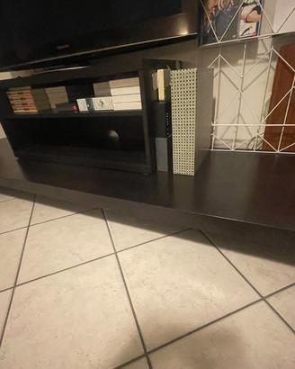 Mobile tv basso