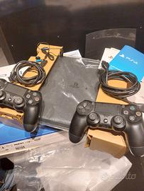 Play Station 4 - slim 500 GB