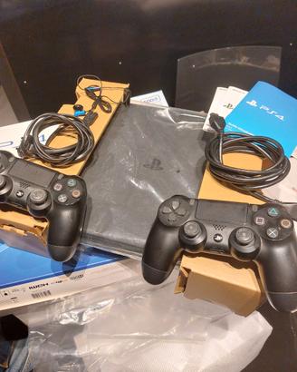 Play Station 4 - slim 500 GB