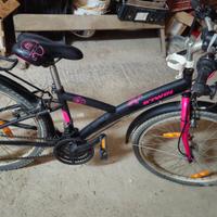 bici BTWIN mountain bike