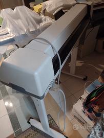 Plotter con carrello autonomo