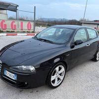 Alfa Romeo 147 1.9 JTD M-JET 8v 5 porte Dist.