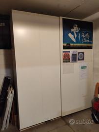 armadio con porte scorrevoli