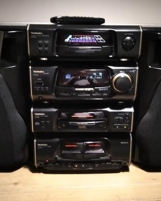 impianto stereo con casse