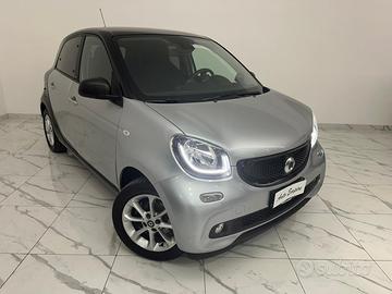 SMART FORFOUR PASSION NAVIGATORE/SENSORI/PACCHETTO