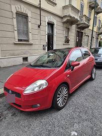 Grande Punto sport starjet 1.4 16v + set gomme+ ..