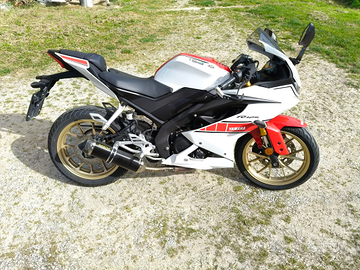 Yamaha yzf R125 60th anniversary