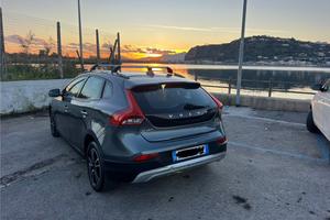 Volvo V40 cross country 1.6d 120 cv 6 marce