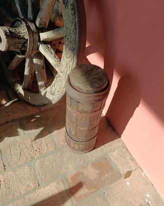 COLONNA IN LEGNO PRODUCI BURRO ANTICO