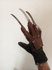 Guanto Freddy Krueger NIghtmare