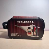 Profumo, docciaschiuma e pochette diadora