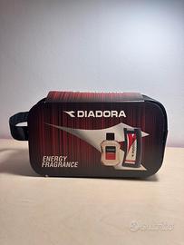 Profumo, docciaschiuma e pochette diadora