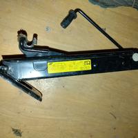 Cric sollevatore auto