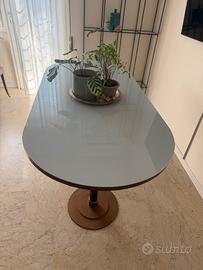 Tavolo di design- verro retroverniciato e ferro