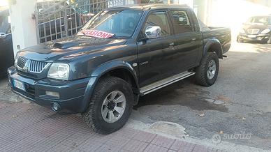Mitsubishi l200 doppia cabina