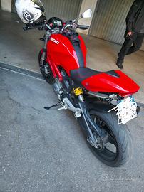 Ducati Monster 696