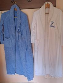 gruppo 2 accappatoi,uomo e donna 