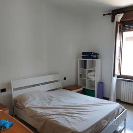 Stanza Singola con Letto Matrimoniale - Centro/V.l