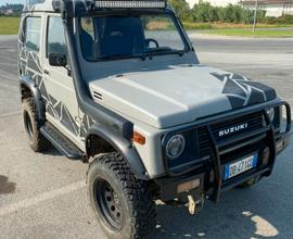 Suzuki samurai sj 413 jx