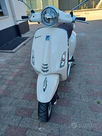 Piaggio Vespa 50 Primavera - 2018