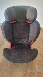 Seggiolino per auto bambini