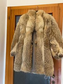 Elegante pelliccia lupo siberiano originale