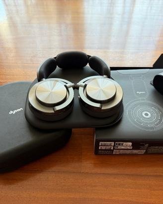 Dyson ontrac total black mai usate