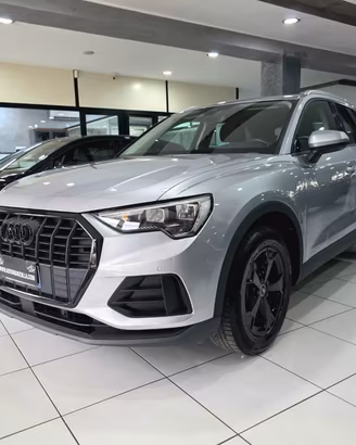 AUDI Q3 35 2.0 TDI 150CV S tronic Business Navi