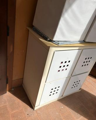 Mobile ikea  kallax bianco