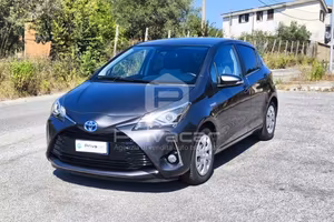TOYOTA Yaris 1.5 Hybrid 5 porte Active