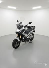 Honda xadv 750 